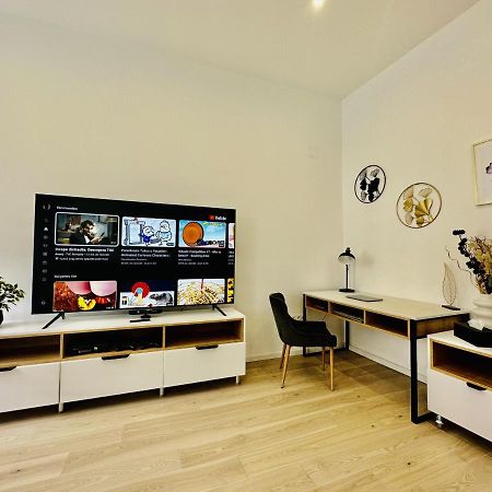 Clever Studio Near Central Shopping Center Cluj-Napoca Extérieur photo